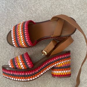 BRAND NEW TORY BURCH SANDALS